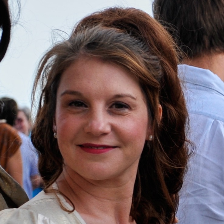 Anne_isabelle_square1